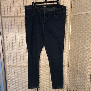 Old Navy Women’s Deep Indigo Skinny Jeans